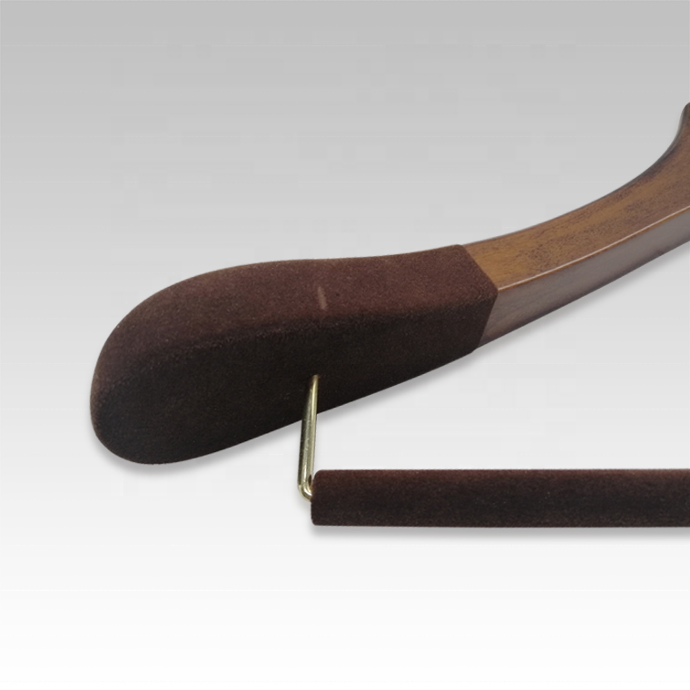 Wooden Hangers With Velvet Shoulder
