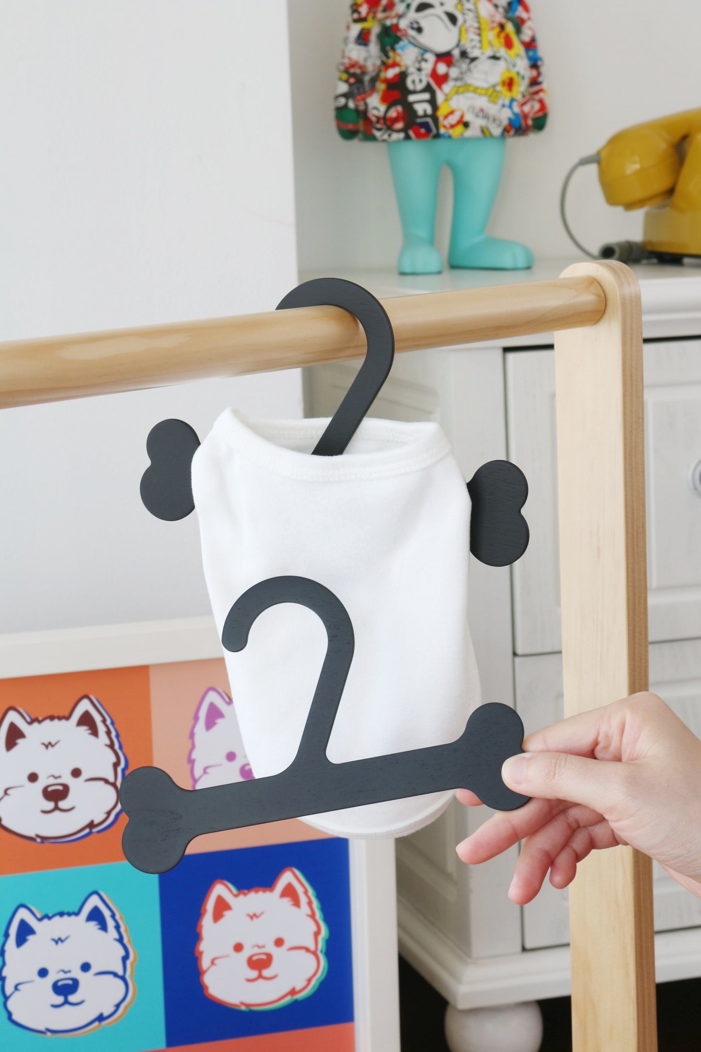 Black Color OEM Lovely Wooden Hangers for Dog's Cloths
