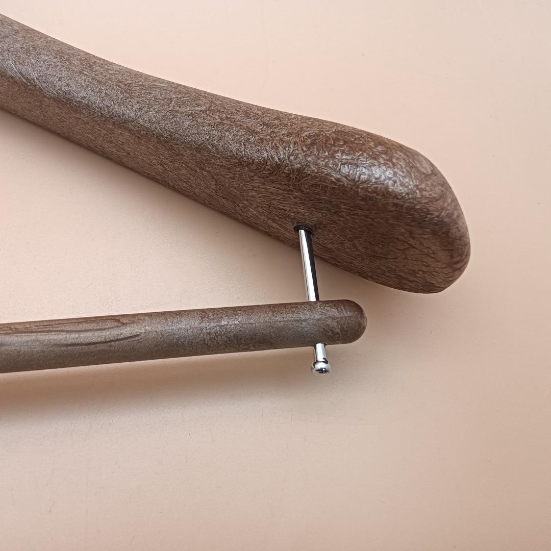 Ttexture of the wood Plastic Clothing Hanger Display With Trouser Bar