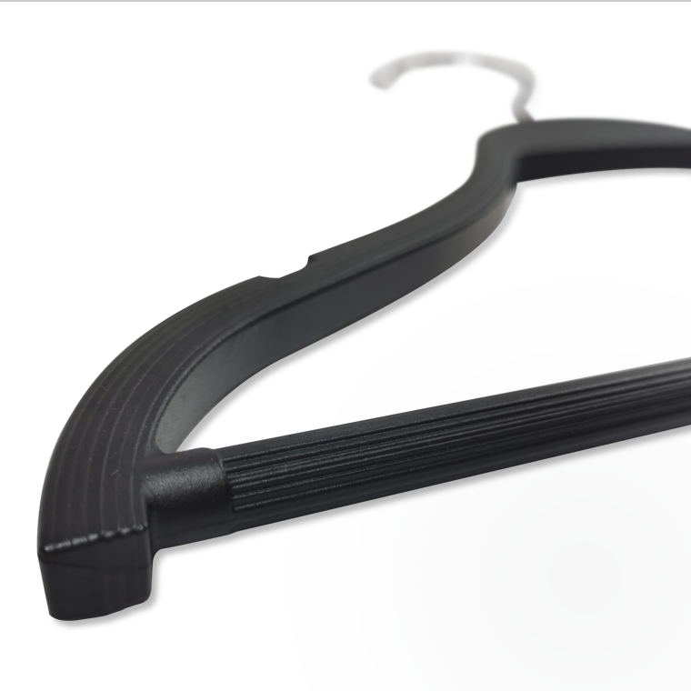 Quality Plastic Suits Hanger for Kids Clothes