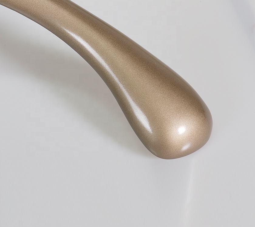 Luxury Plastic Hangers Wide Shoulder Big Size for Coats