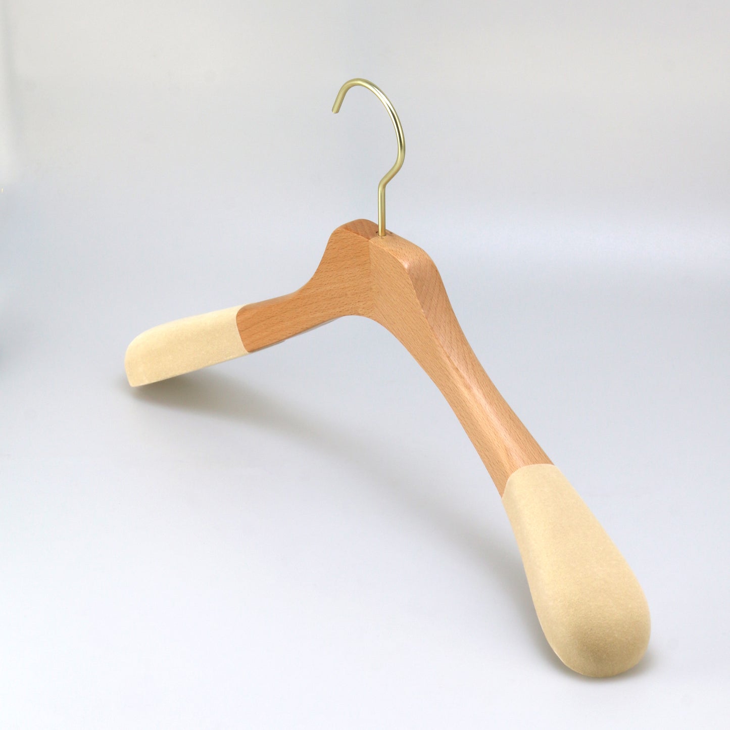 Beech Wood Hanger With Non-slip flocked Sholder For Women